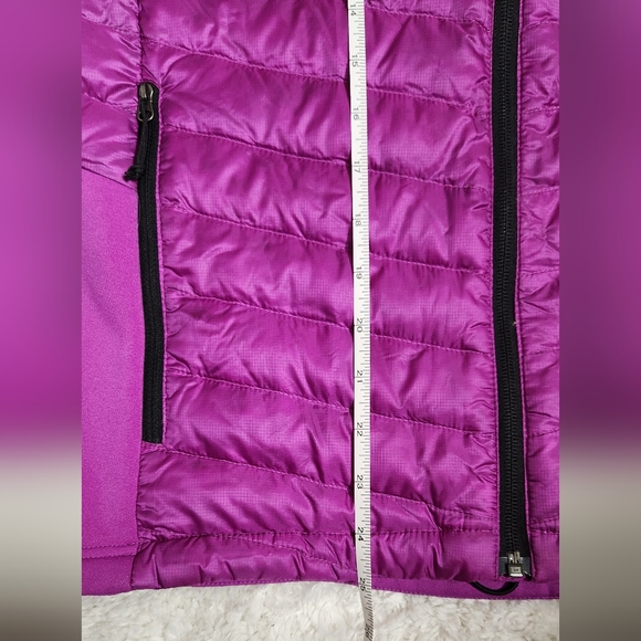 The North Face Lightweight Vest - Picture 9 of 9